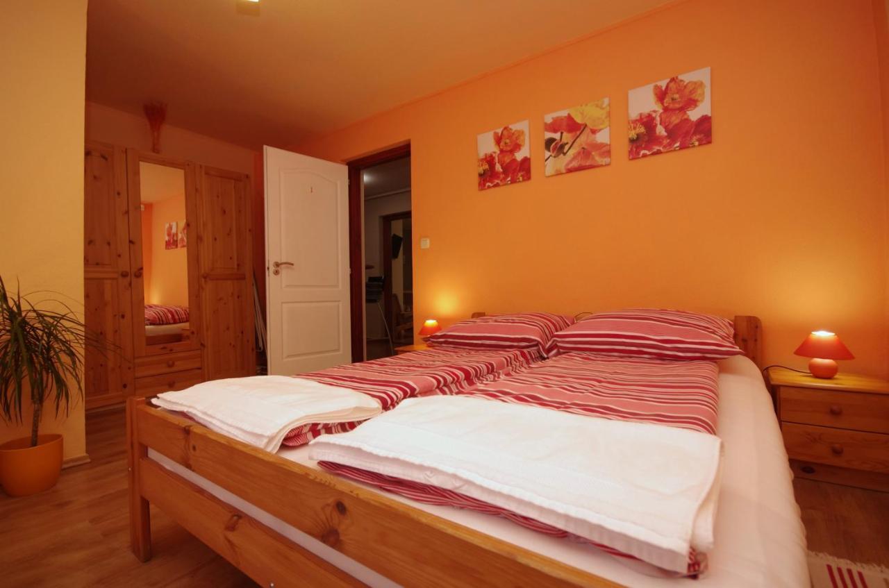 Bodza Apartman Дьюла Екстер'єр фото