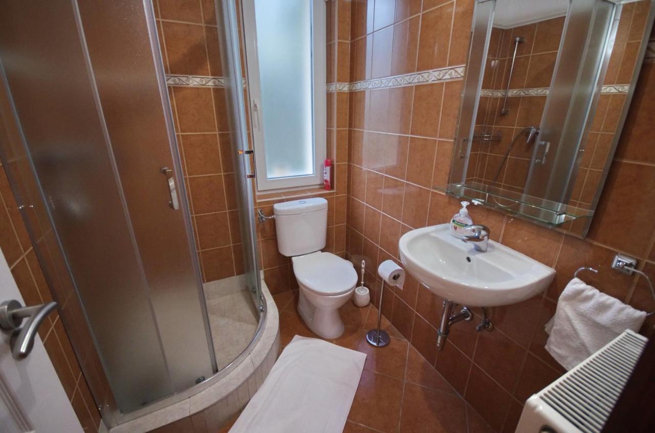 Bodza Apartman Дьюла Екстер'єр фото