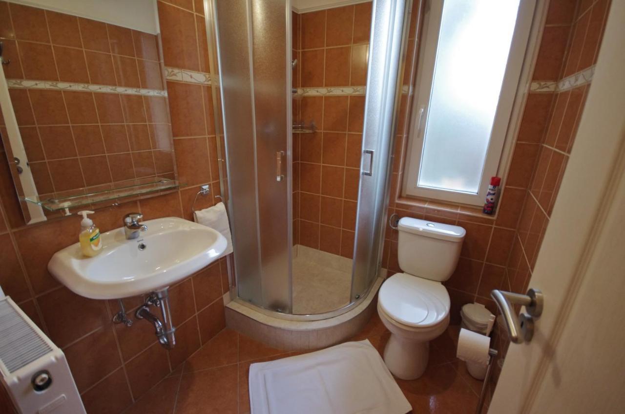 Bodza Apartman Дьюла Екстер'єр фото